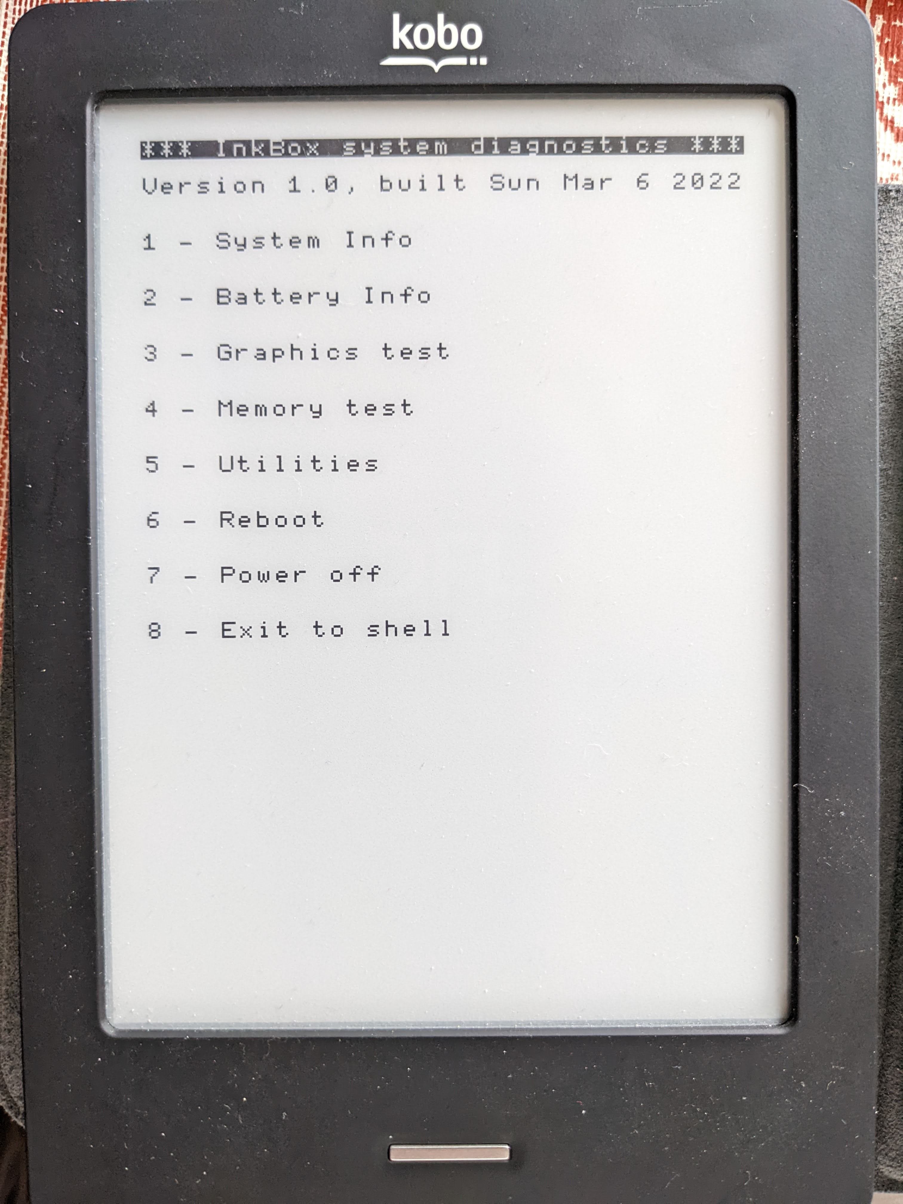 Basic Diagnostics Kernel running on the Kobo Touch N905B